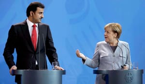 Merkel Calls for Resolving Qatar Crisis Away from Media