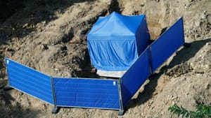 Germany Starts Evacuating 60,000 ahead of Defusing WWII Bomb in Frankfurt