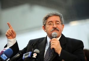 Algerian Authorities Warn of Greater Social, Economic Hardships in 2018