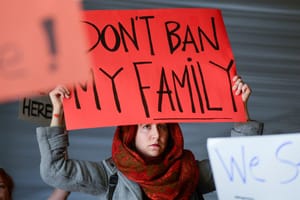 US Supreme Court Allows Trump’s Strict Refugee Policy