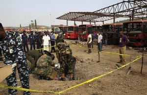 Three Suicide Bombers Kill 12 in Nigeria