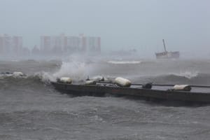 Irma Takes Aim at Florida after Leaving Deaths, Destruction in Caribbean