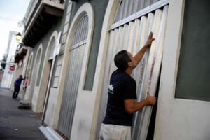 Hurricane Maria Hits Puerto Rico after Causing Deaths, Damage in Smaller Islands