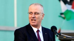 Palestinian Government to Visit Gaza on Monday to End Division