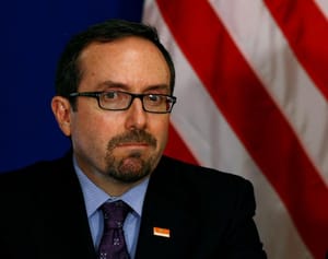 Erdogan Boycotts US Ambassador as Visa Row Intensifies
