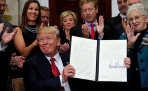 Trump Takes Concrete Step to Undo Obamacare, Promotes Bare-Bones Insurance