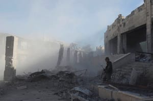 Foreign ISIS Fighters Captured, Turned over to Western Countries in Raqqa