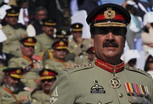 General Sharif Says Terrorists Restrict Attack Strategy to Smaller Rings