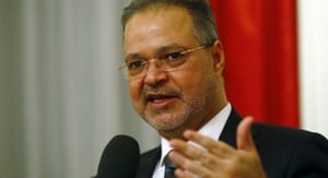 Al-Mekhlafi to Asharq Al-Awsat: Tehran Resorts to Blackmail to Link Syrian, Yemeni Files 