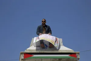 Wave of Anger after Palestinian Govt. Slashes Gaza Employee Wages