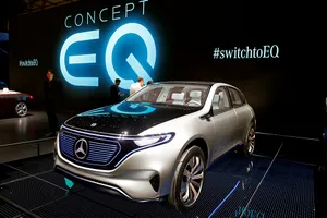 Mercedes Joins Hands with Bosch to Develop Self-Driving Taxis