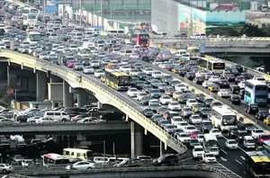 Beijing Removes 180,000 Old Polluting Cars