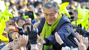 Favorite in South Korea’s Presidential Race Seeks Reconciliation with Pyongyang