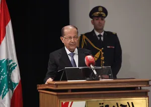 Aoun, Hariri Sign 1st Decree on Reclaiming Lebanese Nationality