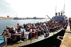 Coastguard Intercepts almost 500 Migrants off Libya