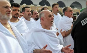 Iraqi PM Arrives in Jeddah, Performs Umrah