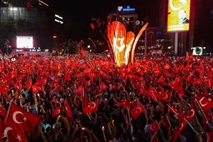 Senior Turkish PM Aide Arrested for Gulen Links