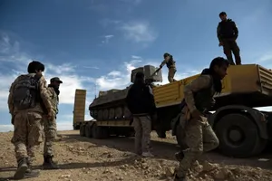 More Civilians Flee Syria’s Raqqa as Battle Looms