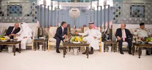 Custodian of the Two Holy Mosques Receives King of Jordan