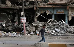 West Mosul Residents Start Task of Rebuilding their Destroyed City