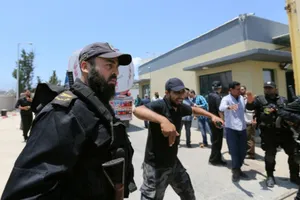 Hamas Declares State of Alert in Gaza, Wages Campaign of Mass Arrests against Extremists