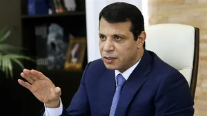 Dahlan Participates in Hamas Public Meeting for First Time