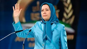 Iranian Opposition Annual Convention in France Calls for Regime Change