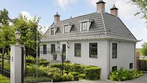 Amsterdam’s Market ‘Very Hot’ with Price Increases, Housing Shortage