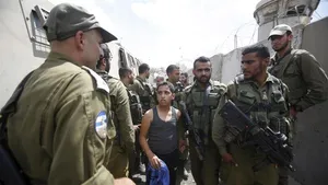 Israeli Forces Make 15  West Bank Arrests