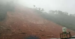 Hundreds Probably Dead under Rubble in Sierra Leone Mudslide